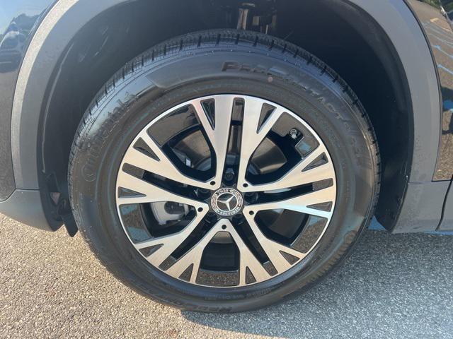 used 2025 Mercedes-Benz GLA 250 car, priced at $39,991