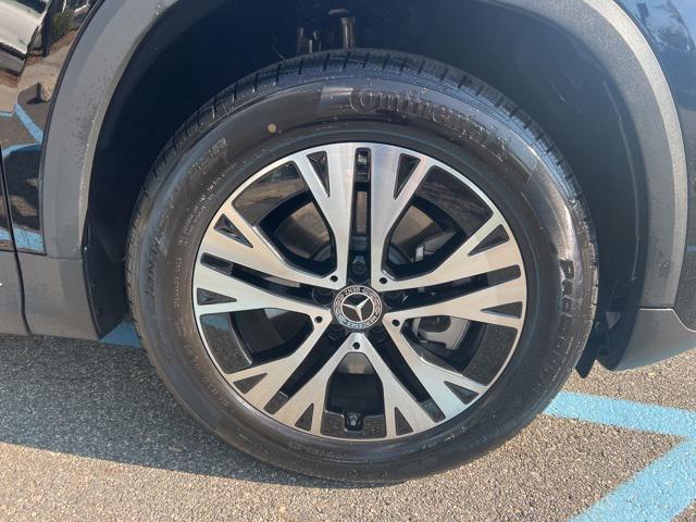 used 2025 Mercedes-Benz GLA 250 car, priced at $39,991