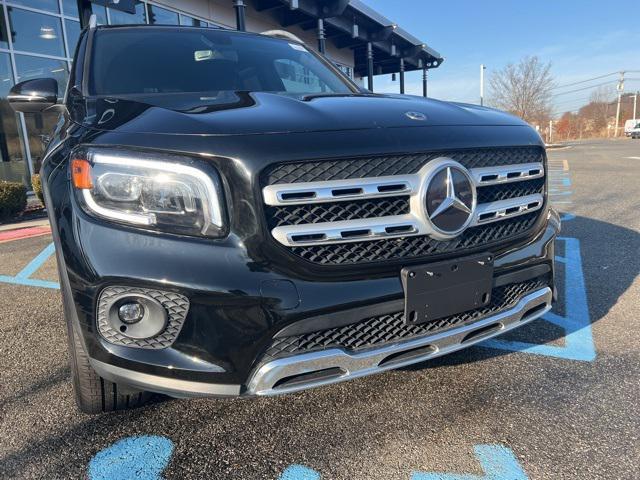 used 2021 Mercedes-Benz GLB 250 car, priced at $27,555