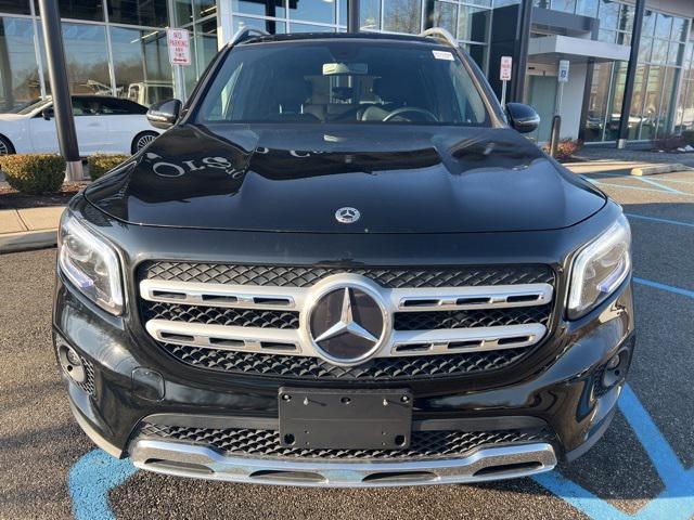 used 2021 Mercedes-Benz GLB 250 car, priced at $27,555