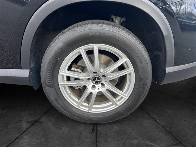used 2023 Mercedes-Benz GLC 300 car, priced at $42,800