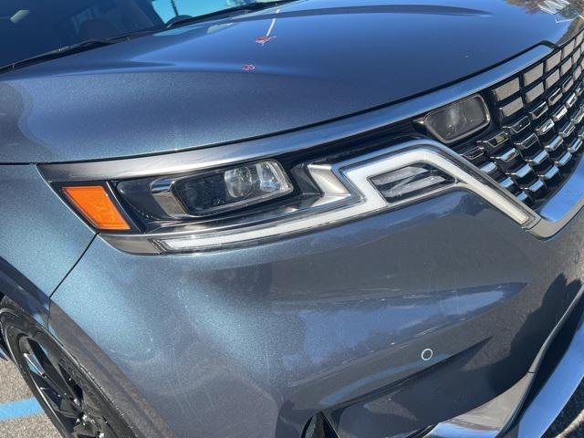 used 2024 Kia Carnival car, priced at $39,991