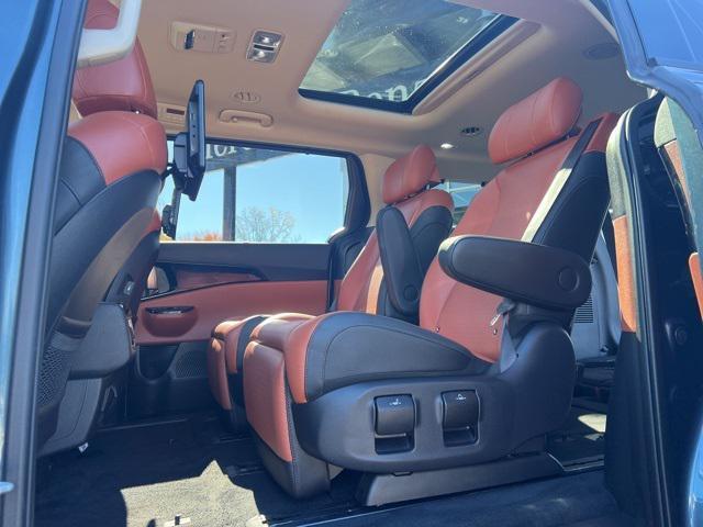 used 2024 Kia Carnival car, priced at $39,991