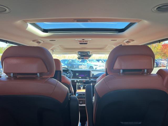 used 2024 Kia Carnival car, priced at $39,991