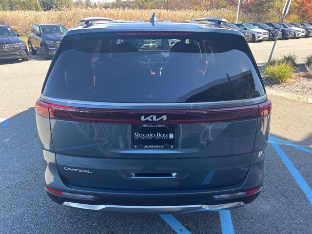 used 2024 Kia Carnival car, priced at $39,991