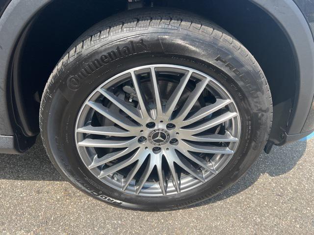 used 2024 Mercedes-Benz GLC 300 car, priced at $45,992