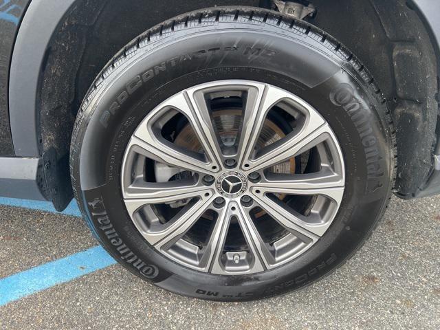 used 2024 Mercedes-Benz GLC 300 car, priced at $44,483