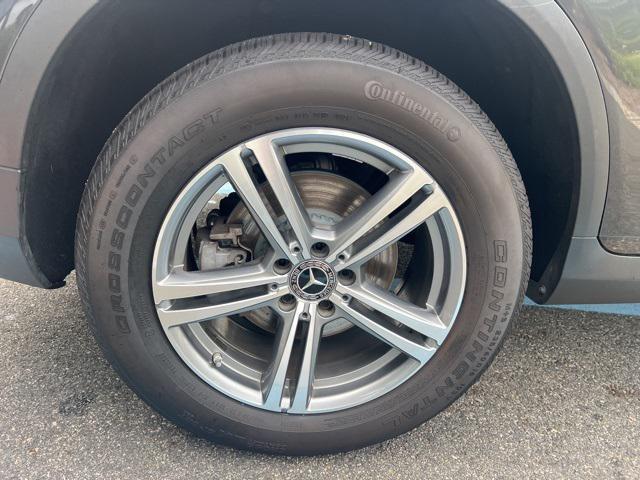 used 2021 Mercedes-Benz GLC 300 car, priced at $32,491
