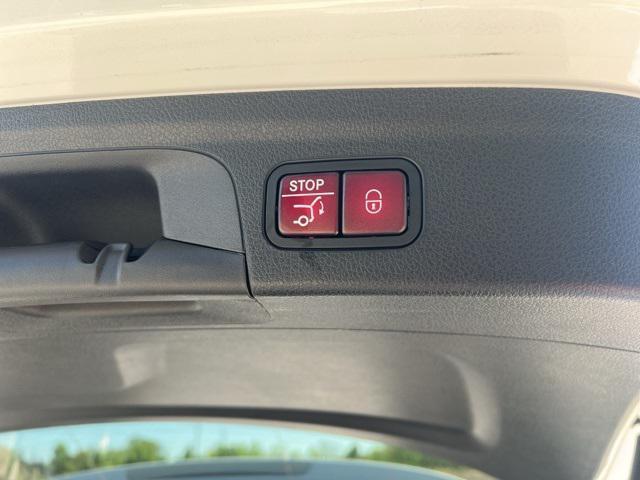 used 2024 Mercedes-Benz GLE 450 car, priced at $73,991
