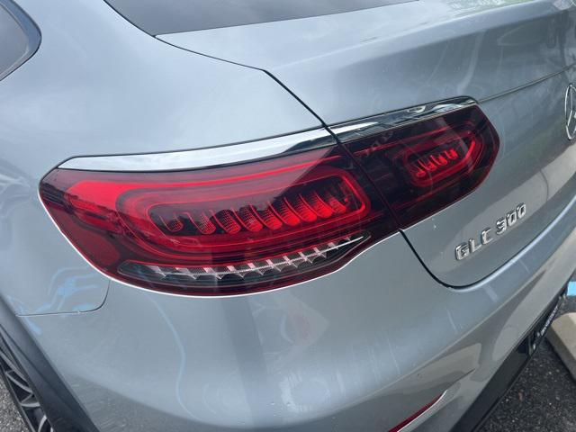 used 2021 Mercedes-Benz GLC 300 car, priced at $38,993