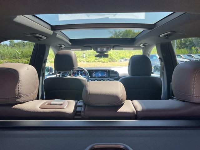 used 2022 Mercedes-Benz GLE 350 car, priced at $39,995