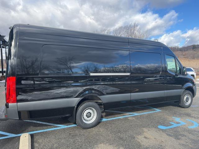 new 2025 Mercedes-Benz Sprinter 3500 car, priced at $75,269