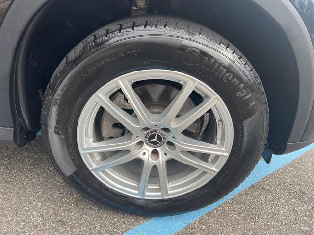 used 2023 Mercedes-Benz GLC 300 car, priced at $39,995