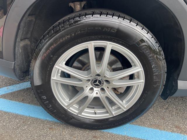used 2023 Mercedes-Benz GLC 300 car, priced at $39,995