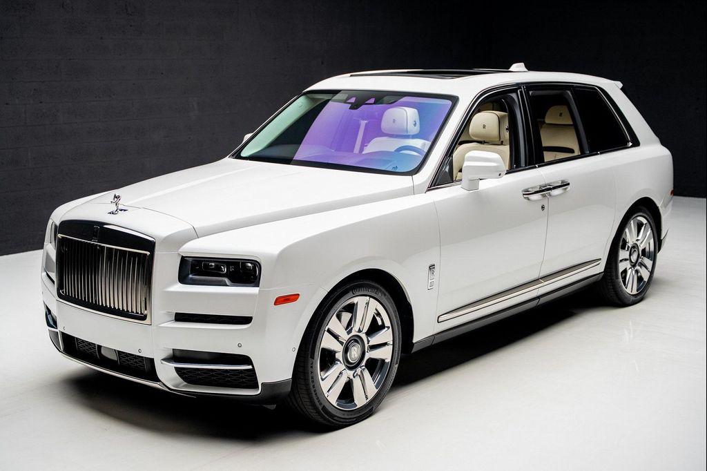 used 2019 Rolls-Royce Cullinan car, priced at $219,999