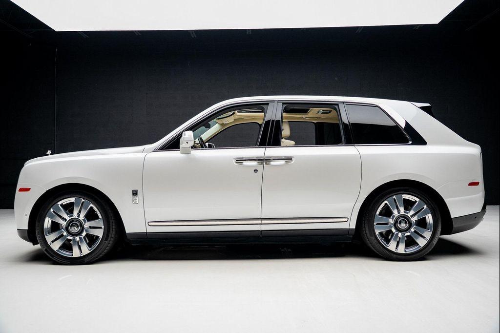used 2019 Rolls-Royce Cullinan car, priced at $219,999