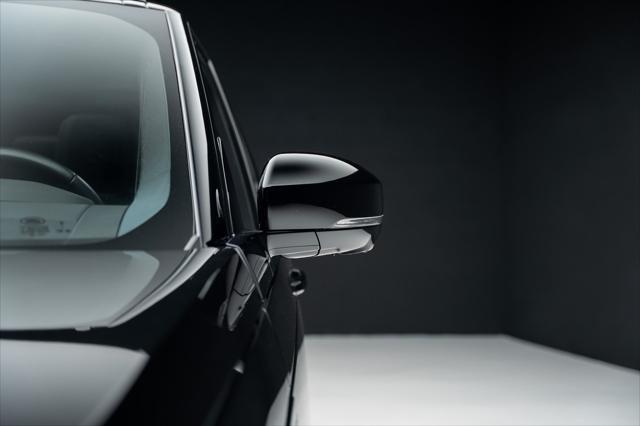 used 2023 Land Rover Discovery car, priced at $39,999