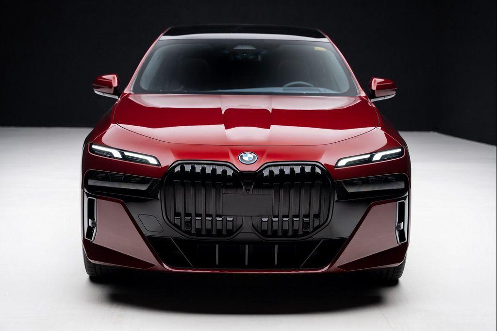 used 2023 BMW i7 car, priced at $69,999