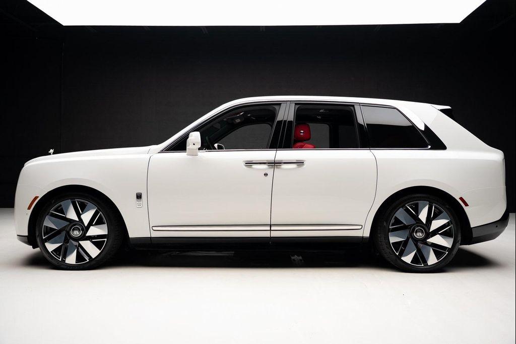 used 2025 Rolls-Royce Cullinan car, priced at $439,999
