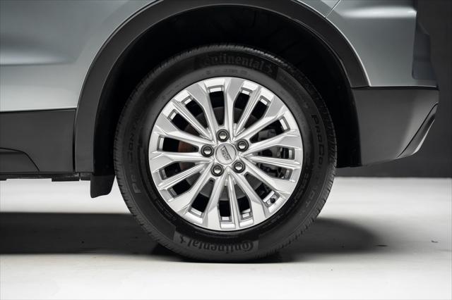 used 2024 Cadillac XT4 car, priced at $29,999