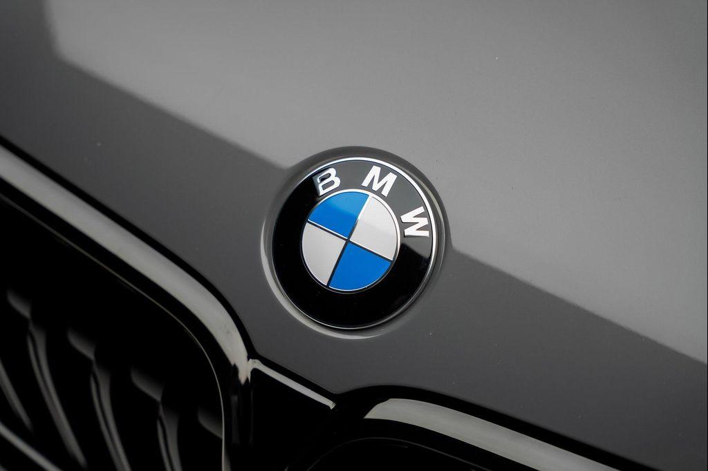 used 2022 BMW 740 car, priced at $42,300
