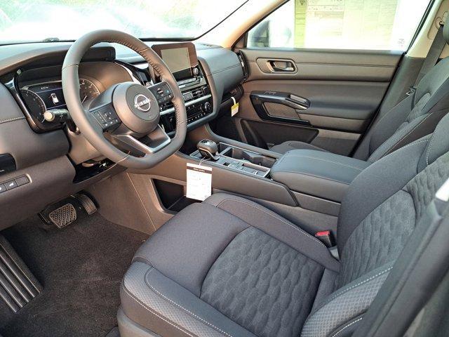 new 2025 Nissan Pathfinder car, priced at $39,645