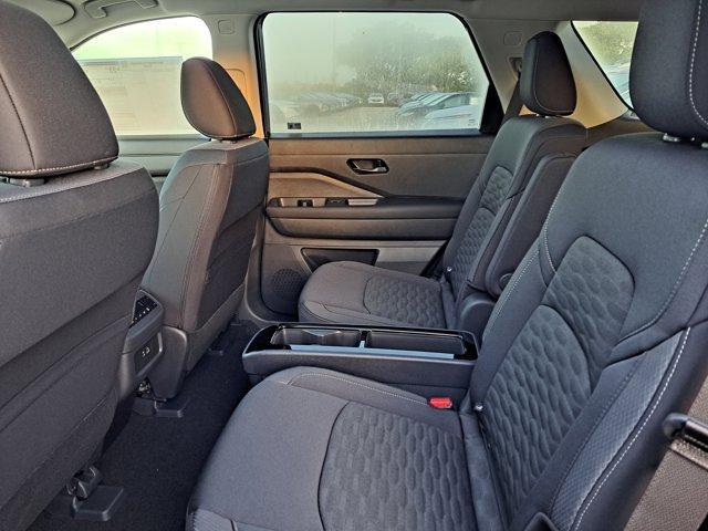 new 2025 Nissan Pathfinder car, priced at $39,645