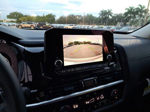 new 2025 Nissan Pathfinder car, priced at $33,245