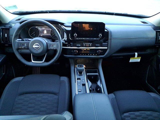 new 2025 Nissan Pathfinder car, priced at $33,245