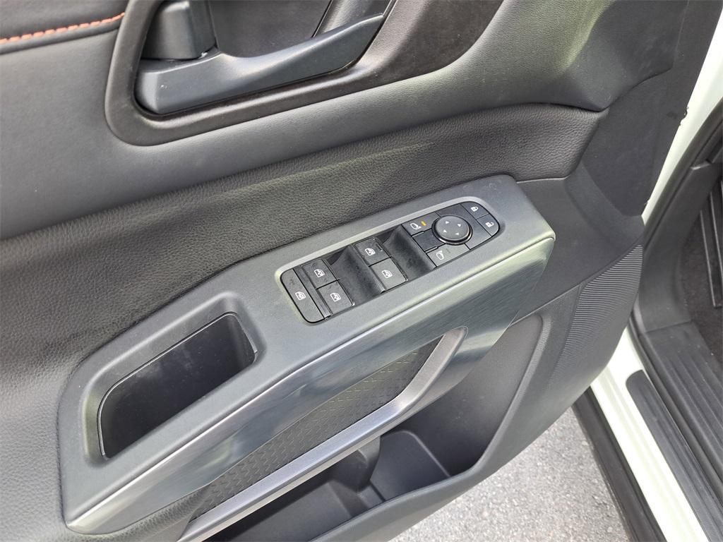 used 2023 Nissan Pathfinder car, priced at $31,957