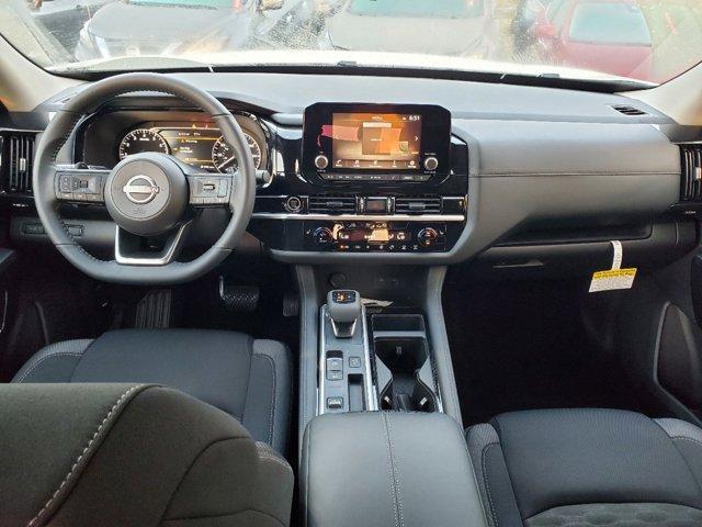 new 2025 Nissan Pathfinder car, priced at $38,332