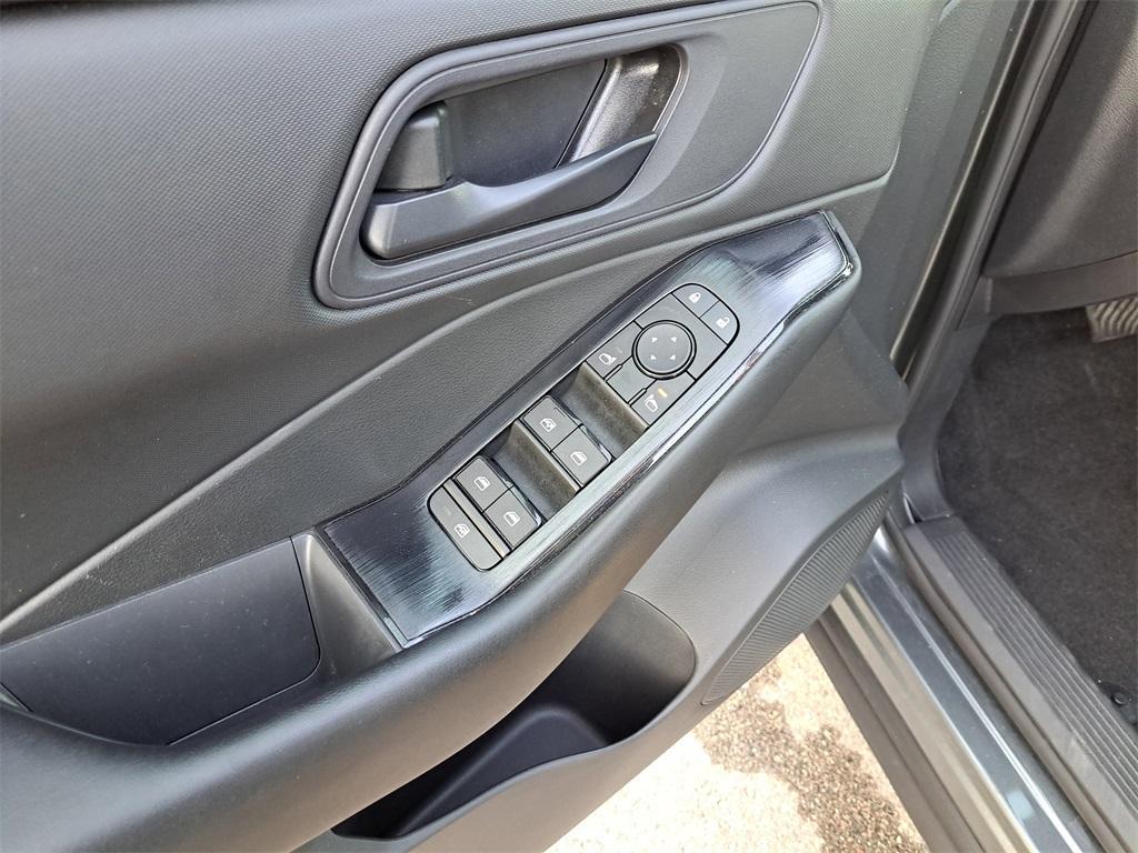 used 2025 Nissan Rogue car, priced at $25,991