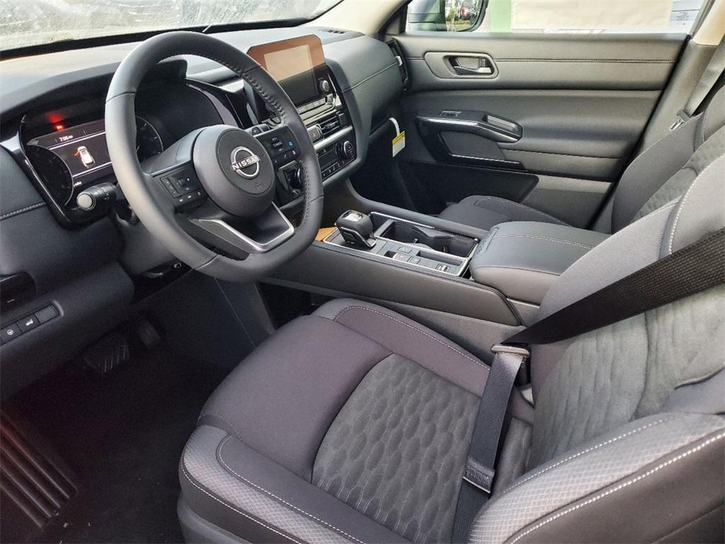 new 2025 Nissan Pathfinder car, priced at $37,950