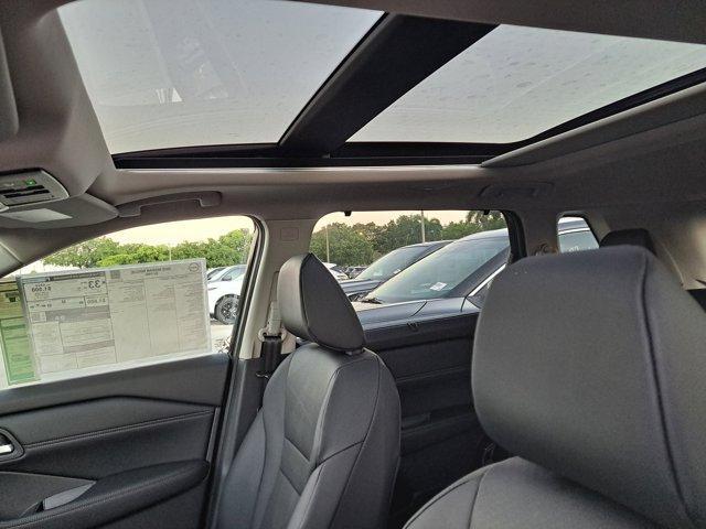 new 2025 Nissan Rogue car, priced at $30,968