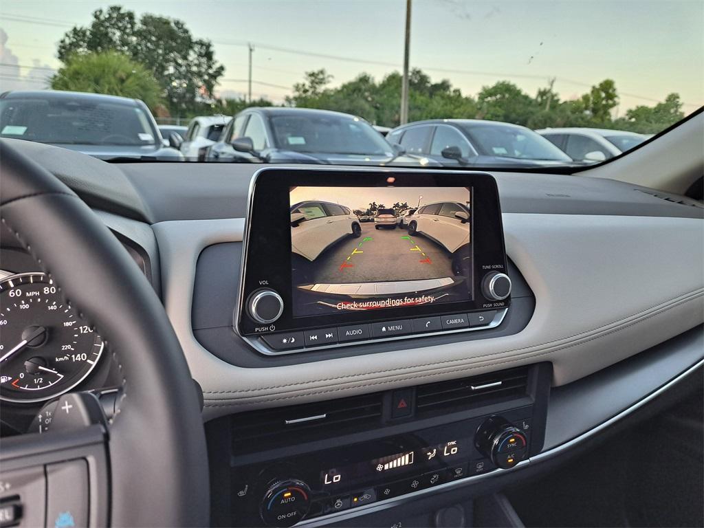 new 2025 Nissan Rogue car, priced at $30,968
