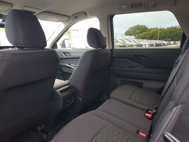 new 2025 Nissan Pathfinder car, priced at $34,878