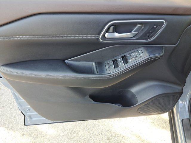 used 2023 Nissan Rogue car, priced at $28,657