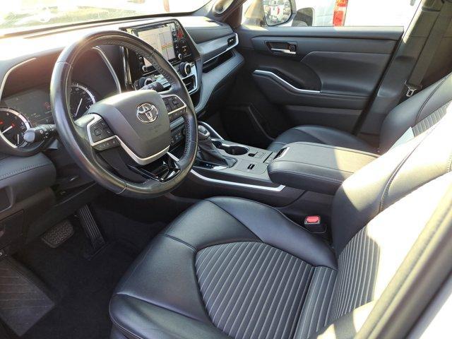 used 2022 Toyota Highlander car, priced at $33,991
