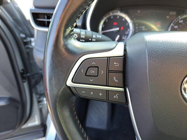used 2022 Toyota Highlander car, priced at $33,991