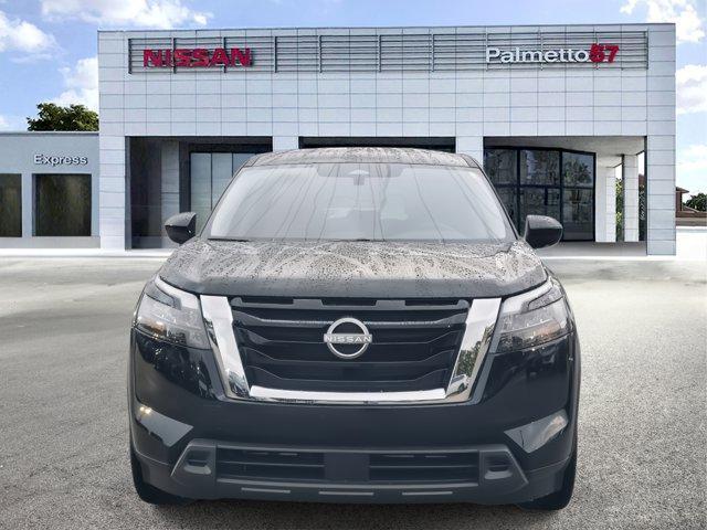 new 2025 Nissan Pathfinder car, priced at $34,878