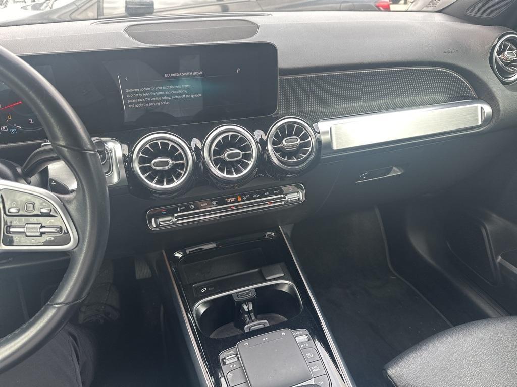 used 2021 Mercedes-Benz GLB 250 car, priced at $25,991