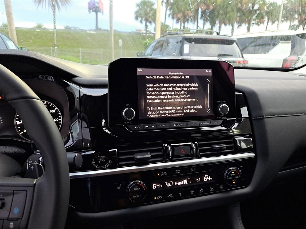 new 2025 Nissan Pathfinder car, priced at $34,086