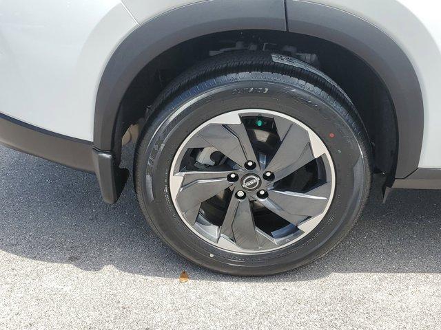 used 2024 Nissan Rogue car, priced at $24,657