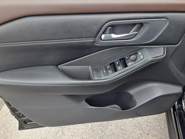 used 2023 Nissan Rogue car, priced at $24,991