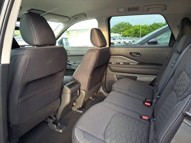 new 2025 Nissan Pathfinder car, priced at $38,329
