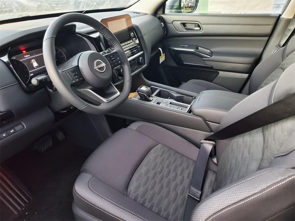new 2025 Nissan Pathfinder car, priced at $34,284