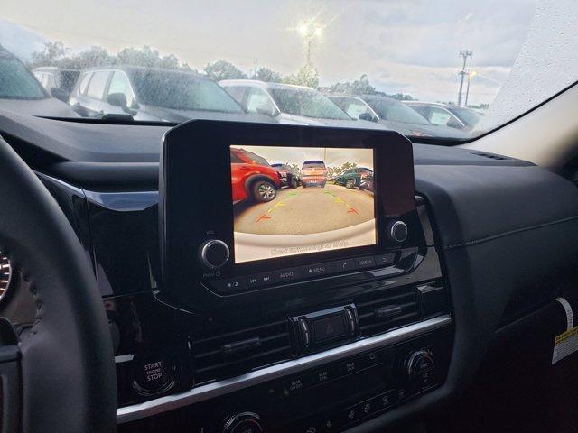 new 2025 Nissan Pathfinder car, priced at $33,227