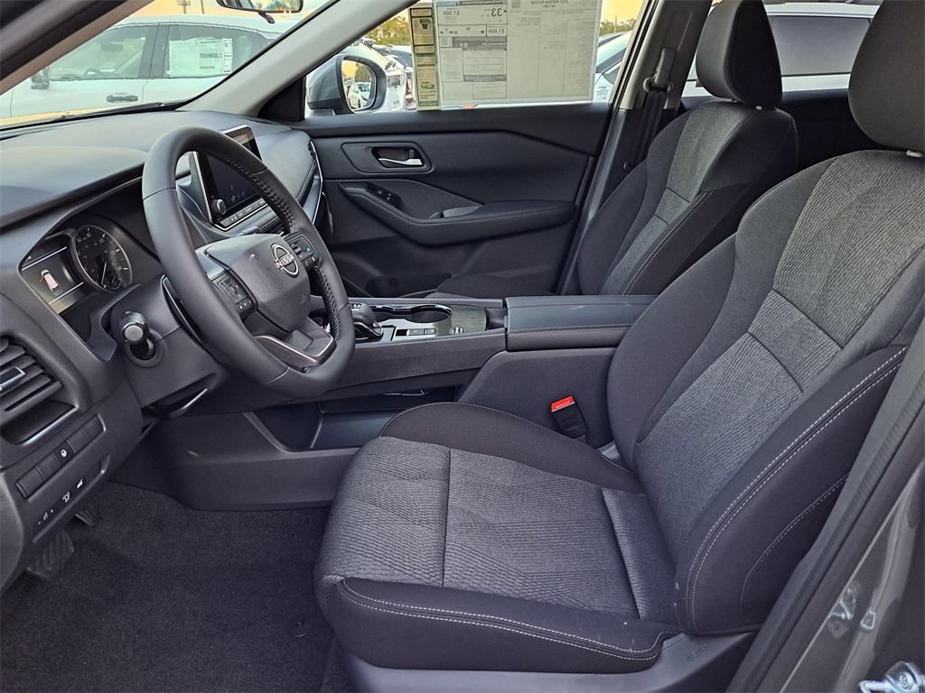 new 2025 Nissan Rogue car, priced at $29,278