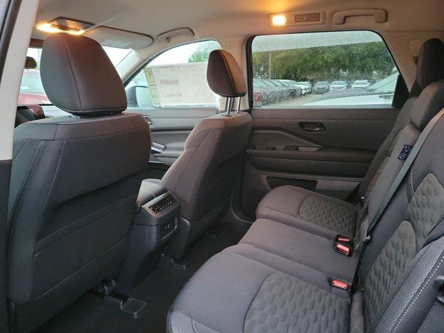 new 2025 Nissan Pathfinder car, priced at $33,254