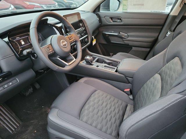 new 2025 Nissan Pathfinder car, priced at $33,254